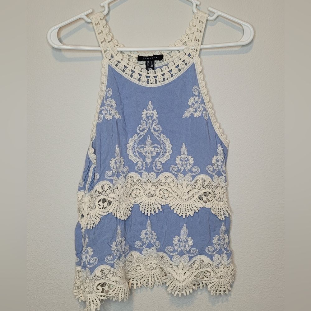 New Look Halter Style Tank Top Size Small
